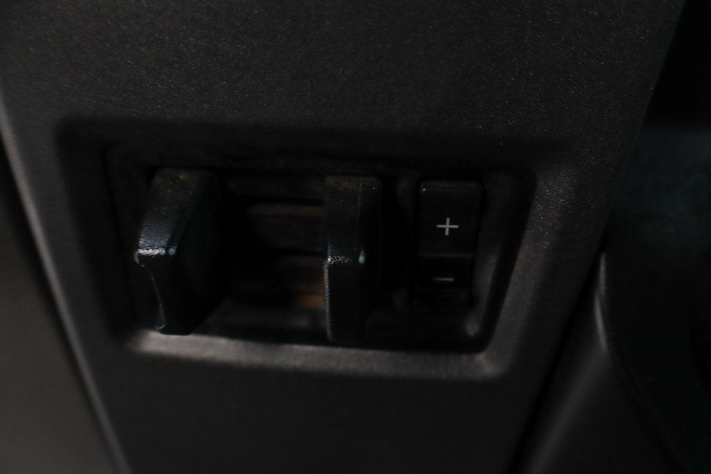 Used 2022 Ford F250 XL w/ Power Equipment Group RWD image 33