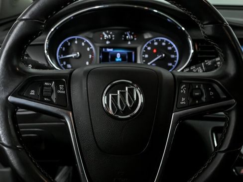 Used 2018 Buick Encore Preferred image 23