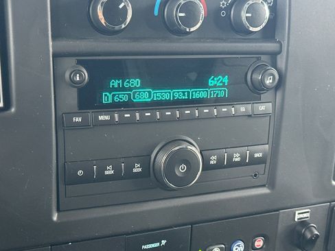 New 2024 Chevrolet Express 3500 w/ Power Convenience Package image 15