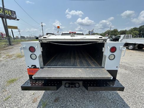 Used 2016 Chevrolet Silverado 3500 W/T RWD image 13
