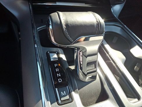 Used 2021 Ford F150 Lariat w/ Equipment Group 502A High AWD/4WD image 15