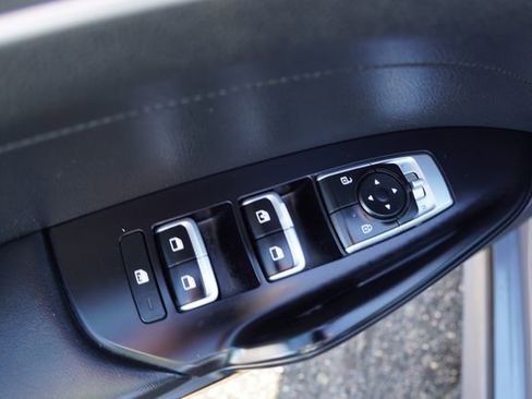 Used 2022 Kia K5 LXS image 19