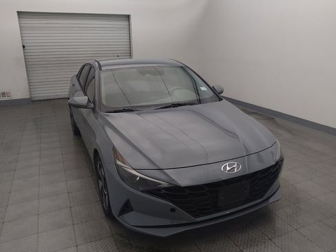 Used 2023 Hyundai Elantra SEL w/ Convenience Package FWD image 14