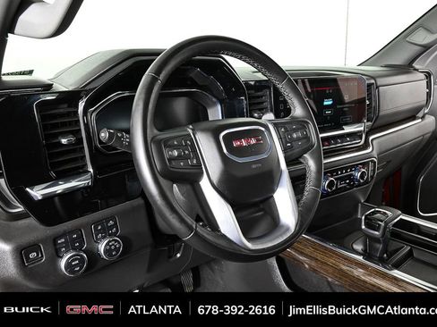 Used 2024 GMC Sierra 1500 Elevation w/ Elevation Premium Package image 4