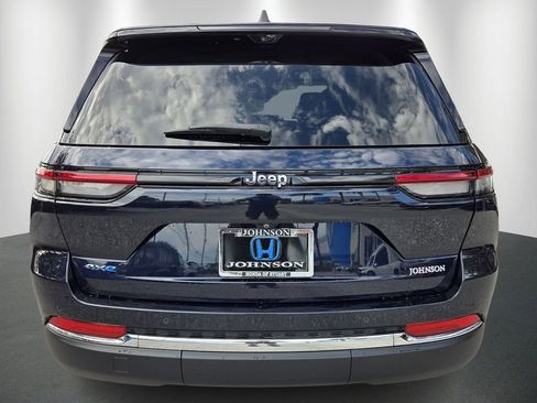 Used 2023 Jeep Grand Cherokee 4WD 4xe w/ Luxury Tech Group II image 6