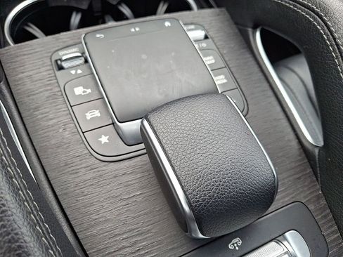 Used 2022 Mercedes-Benz GLS 450 4MATIC image 16