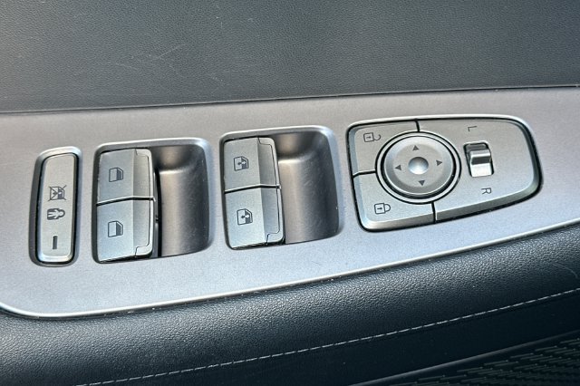 Used 2024 Hyundai Palisade SEL FWD image 12