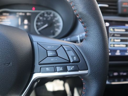 New 2025 Nissan Versa SR w/ Trunk Package image 20