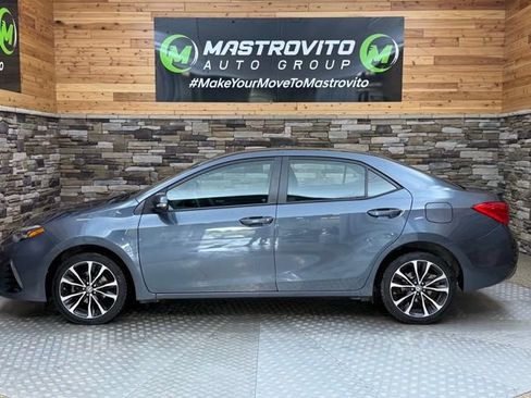 Used 2017 Toyota Corolla SE w/ Carpet Mat Package (TMS) FWD image 6