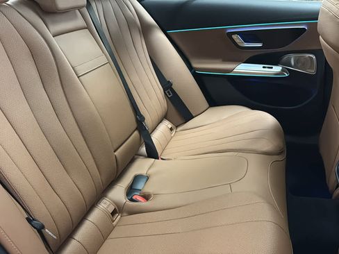 New 2026 Mercedes-Benz E 350 4MATIC Sedan image 35
