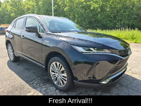 Used 2021 Toyota Venza XLE w/ Softex Package AWD/4WD image 2