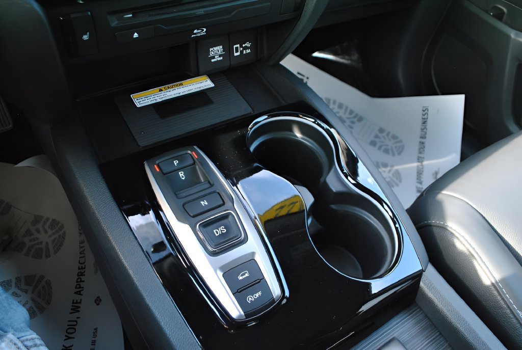 Certified 2022 Honda Pilot Touring image 27