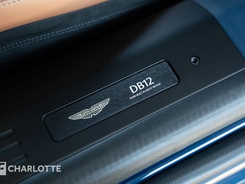 Used 2025 Aston Martin DB12 Coupe RWD image 20