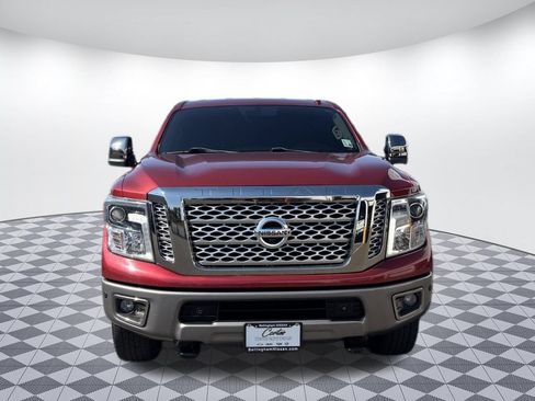 Used 2018 Nissan Titan Platinum Reserve w/ Platinum Utility Package AWD/4WD image 2