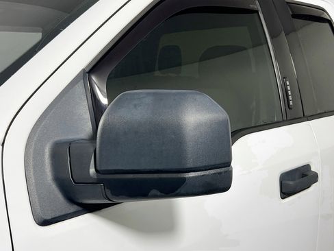 Used 2018 Ford F150 XLT AWD/4WD image 12
