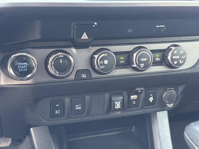Used 2019 Toyota Tacoma TRD Off-Road AWD/4WD image 25