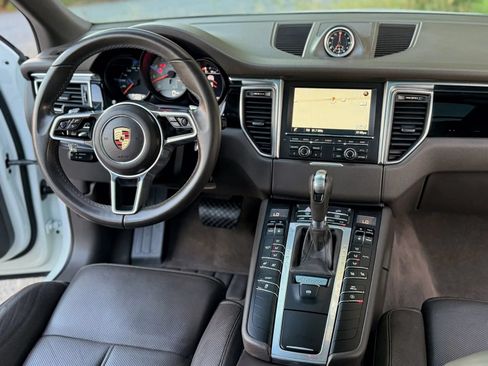 Used 2016 Porsche Macan S AWD/4WD image 45
