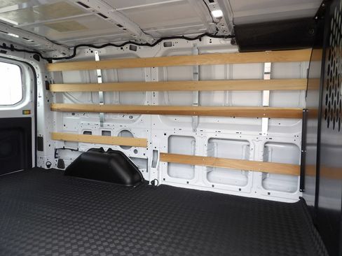 Used 2025 Ford Transit 250 Low Roof w/ Exterior Upgrade Package RWD image 27