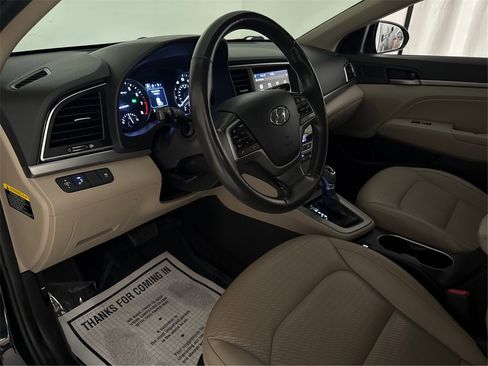 Used 2018 Hyundai Elantra Limited image 35