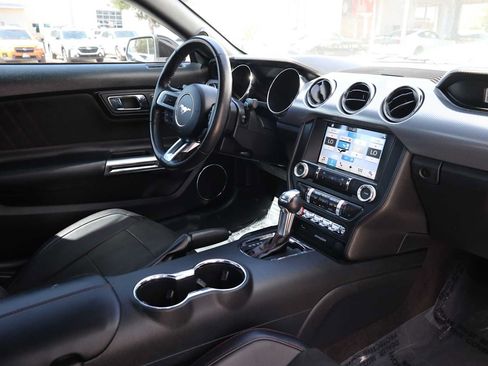 Used 2016 Ford Mustang GT Premium w/ Equipment Group 401A RWD image 12