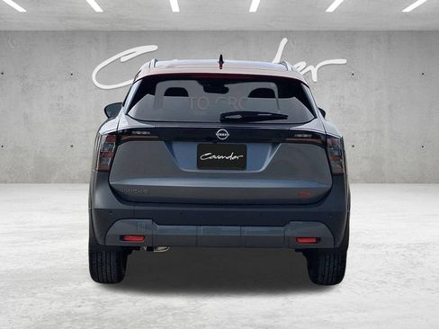 New 2026 Nissan Kicks SR w/ SR Premium Package FWD image 16