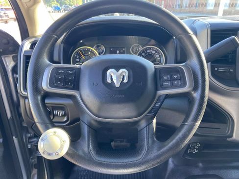 Used 2019 RAM 3500 Tradesman w/ Chrome Appearance Group AWD/4WD image 19