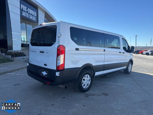 Used 2023 Ford Transit 350 XLT image 4