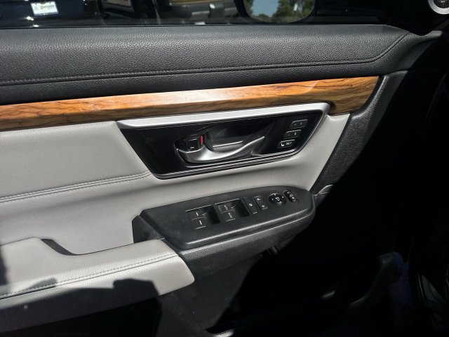 Used 2018 Honda CR-V Touring image 11