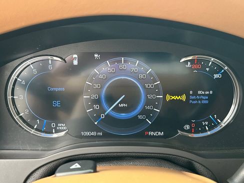 Used 2016 Cadillac Escalade Platinum AWD/4WD image 28