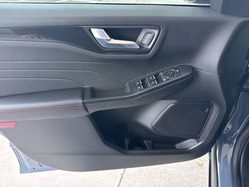 New 2026 Ford Escape ST-Line w/ Tech Pack #1 FWD image 21