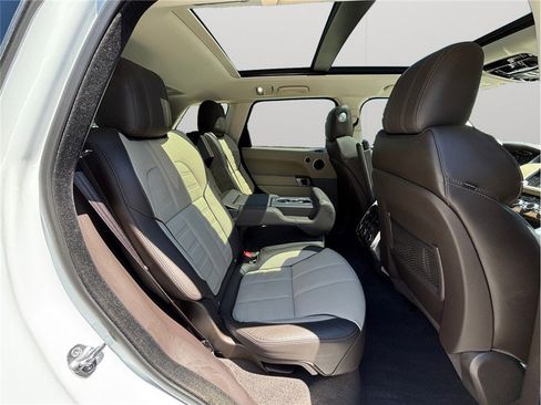 Used 2015 Land Rover Range Rover Sport Autobiography image 46