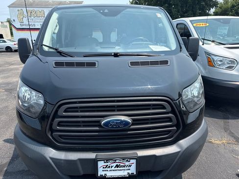 Used 2018 Ford Transit 150 130 Low Roof RWD image 2