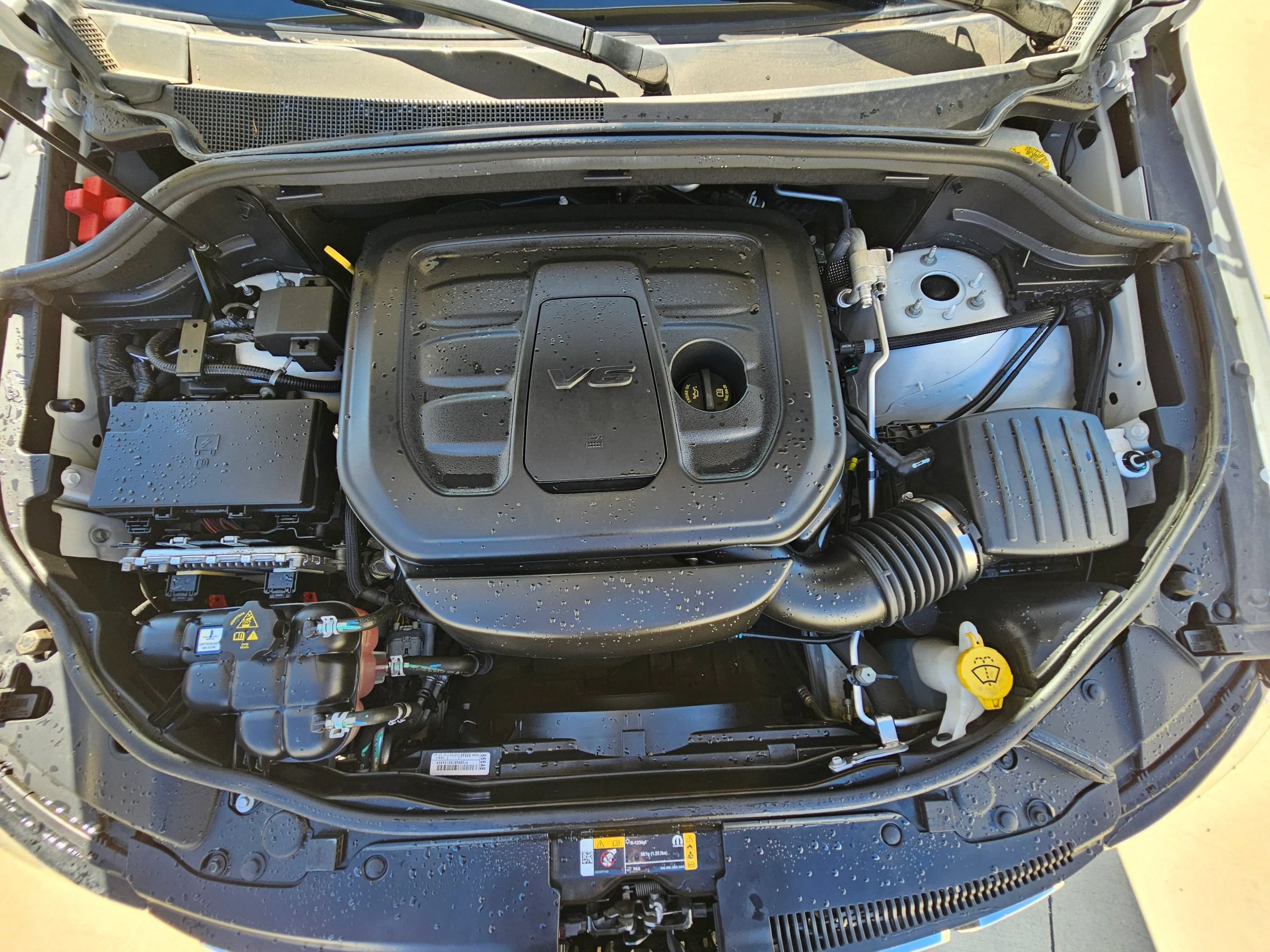 Used 2021 Jeep Grand Cherokee Laredo AWD/4WD image 27