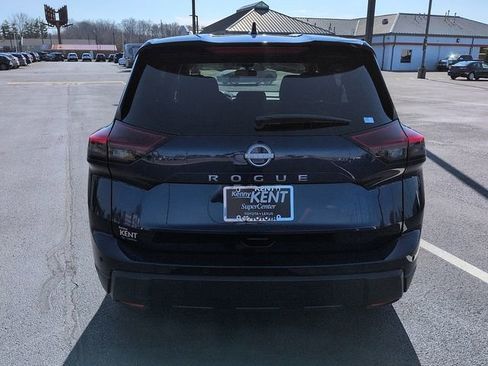 Used 2025 Nissan Rogue SV image 6