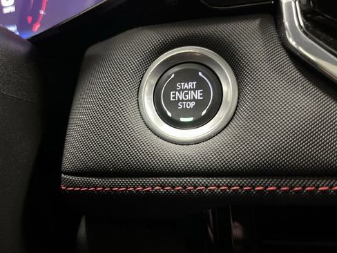 Used 2024 Chevrolet Colorado Z71 w/ Z71 Convenience Package 2 image 24