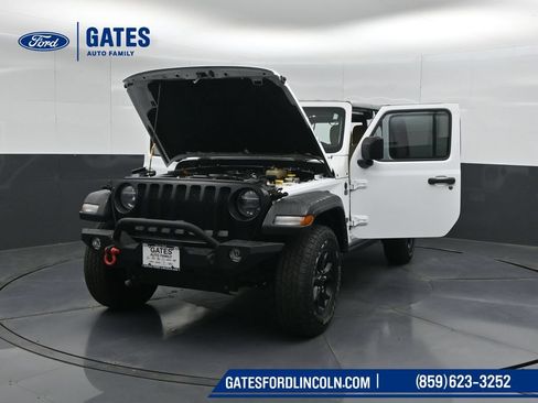 Used 2022 Jeep Wrangler Unlimited Sport AWD/4WD image 57
