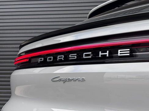 New 2026 Porsche Cayenne Coupe image 29