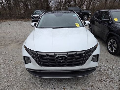Used 2022 Hyundai Tucson Limited image 2