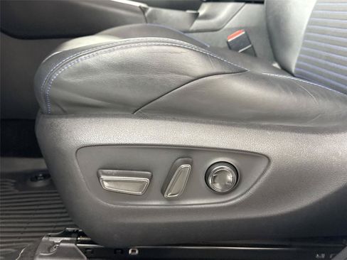 Used 2022 Toyota RAV4 XSE AWD/4WD image 29