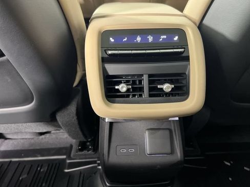 Used 2026 Cadillac Lyriq Signature Luxury w/ Nappa Leather Package AWD/4WD image 21