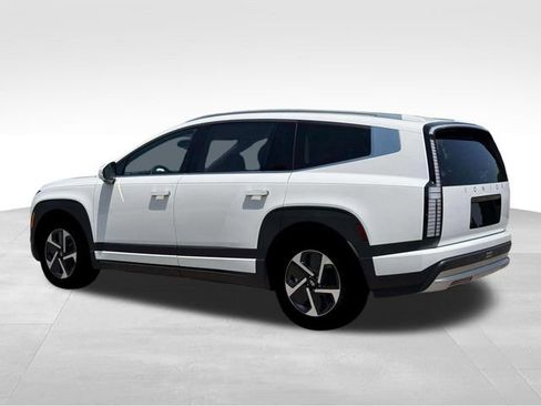 New 2026 Hyundai Ioniq 9 S image 4