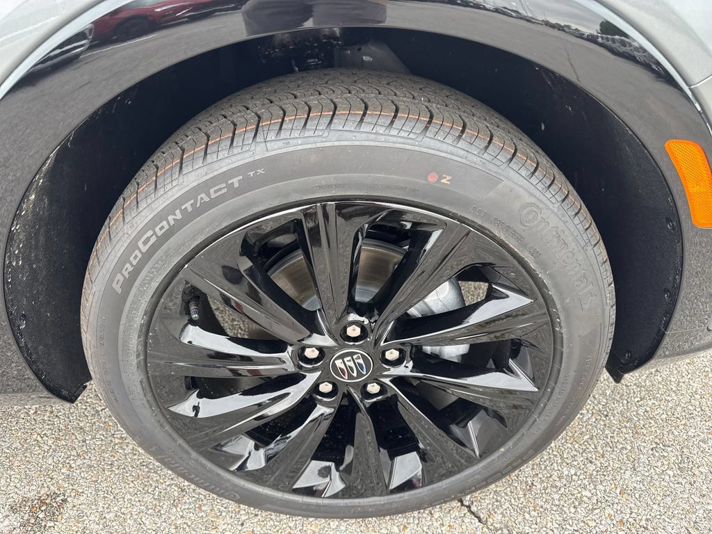 New 2026 Buick Envista Sport Touring FWD image 11