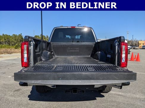 Used 2025 Ford F250 XLT image 8