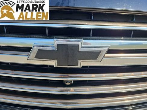 Used 2023 Chevrolet Tahoe High Country w/ Premium Package 2 AWD/4WD image 32