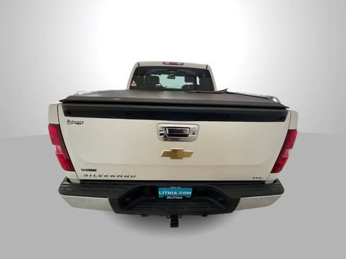 Used 2011 Chevrolet Silverado 1500 LTZ w/ LTZ White Diamond Edition AWD/4WD image 7