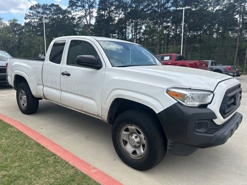 Used 2023 Toyota Tacoma SR image 2