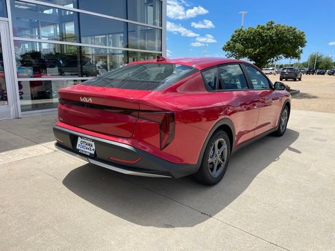 New 2026 Kia K4 FWD image 5