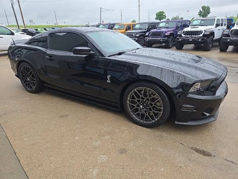 Used 2013 Ford Mustang Shelby GT500 RWD image 15
