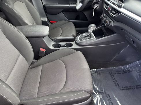 Used 2024 Kia Forte LXS FWD image 25