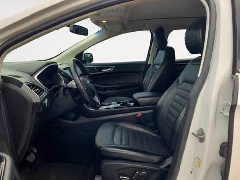 Used 2018 Ford Edge SEL w/ Canadian Touring Package AWD/4WD image 9